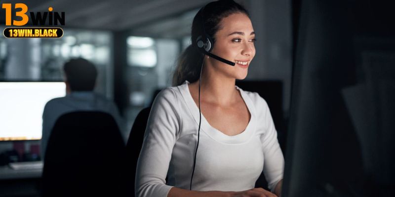 Danh sách các kênh hỗ trợ CSKH chính thức của 13win như Zalo, Live Chat, Telegram